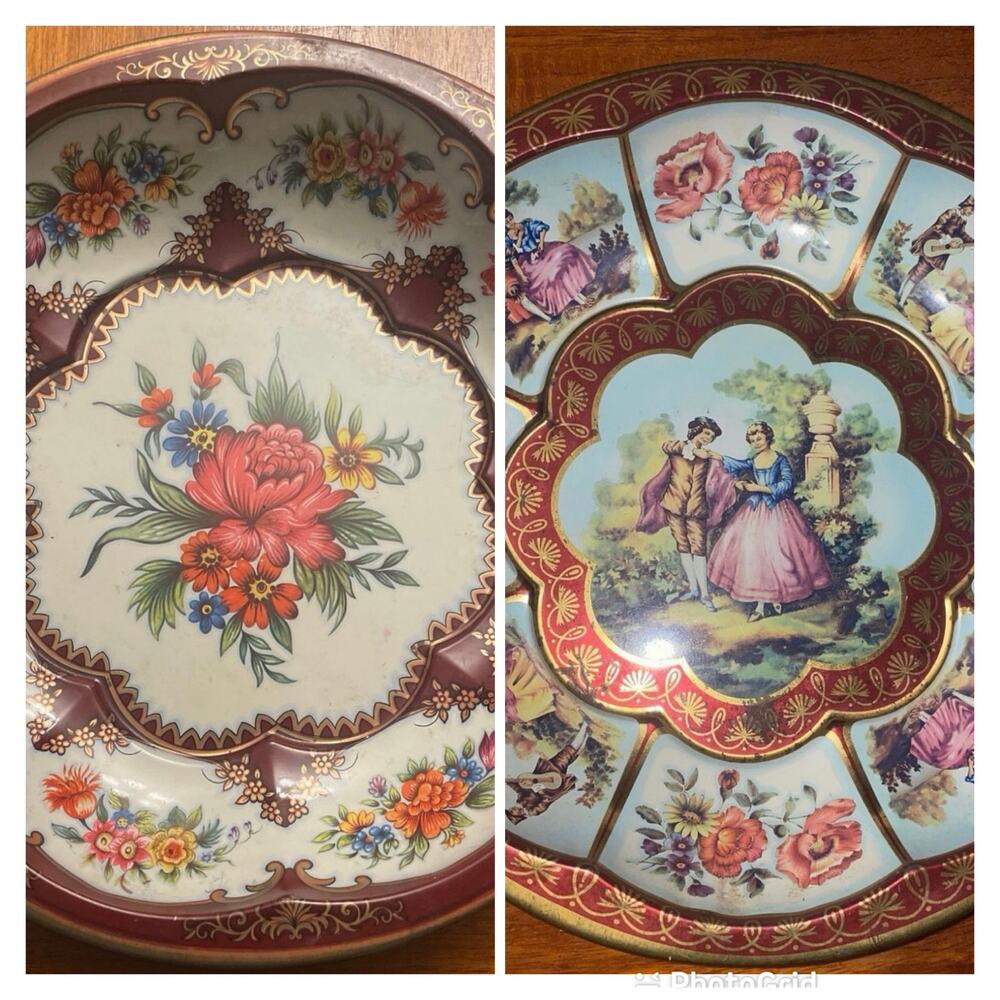 Set of 2 Daher Decorated Ware Tin Plates 1971